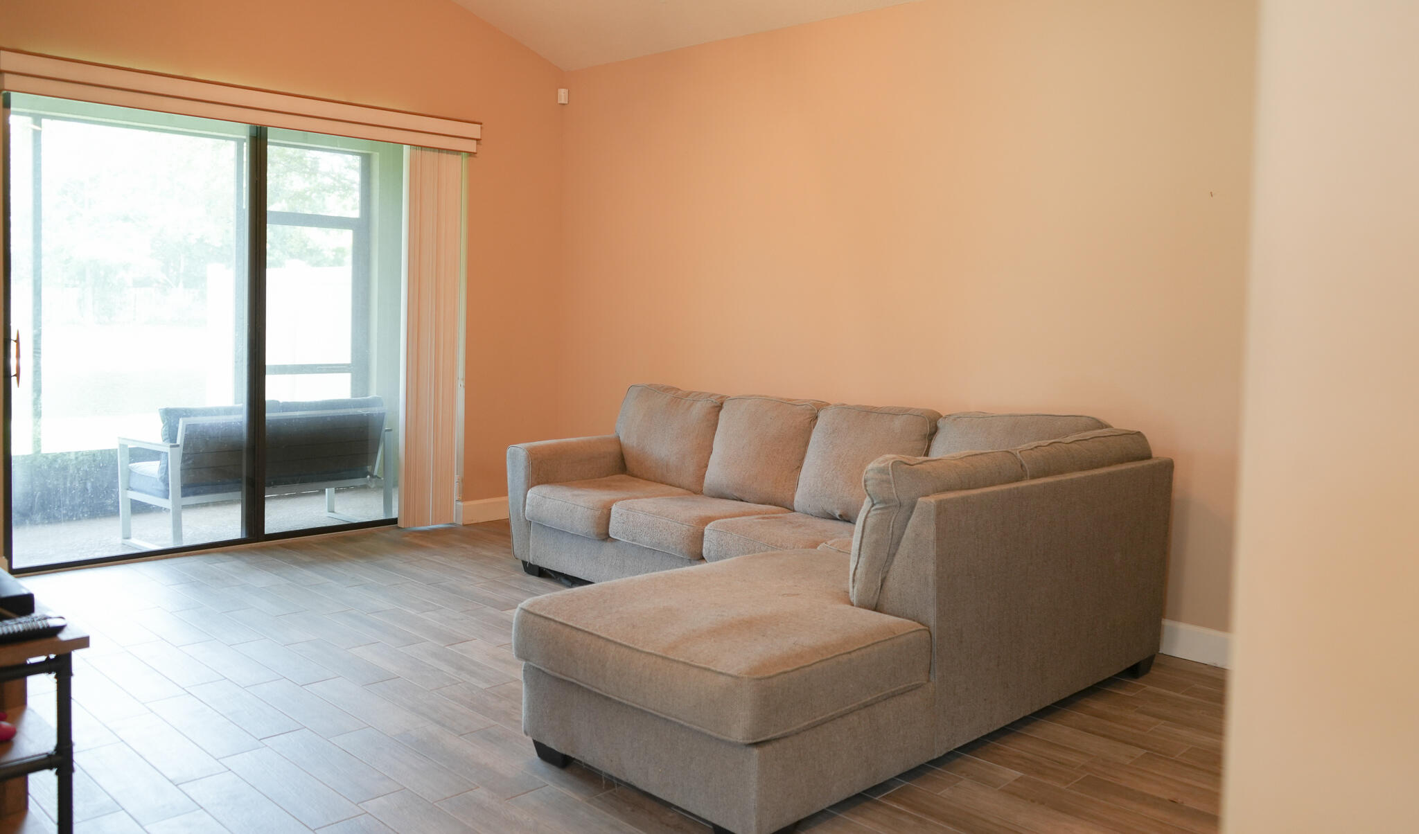 283 Murano Drive West Melbourne, FL 32904 - Photo 5 of 21 Family Room