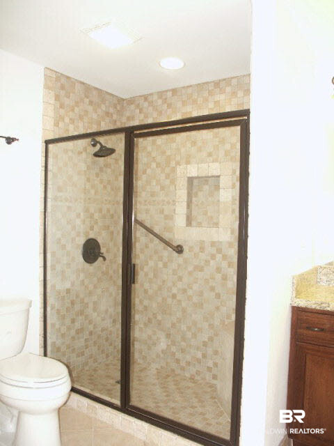 9092 Soldier Creek Road Lillian, AL 36549 - Photo 9 of 19 Master Bath