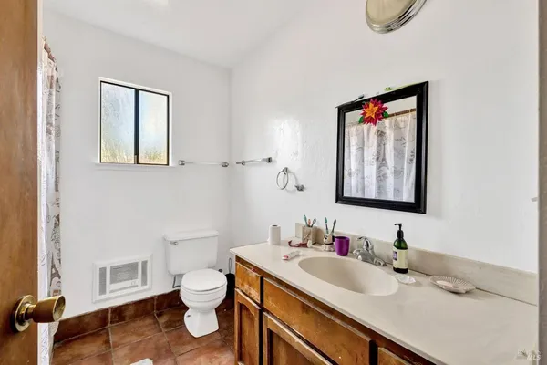 $1,100,000 | 21720 South State Highway 29, Lower Lake, CA 95457