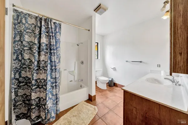 $1,100,000 | 21720 South State Highway 29, Lower Lake, CA 95457