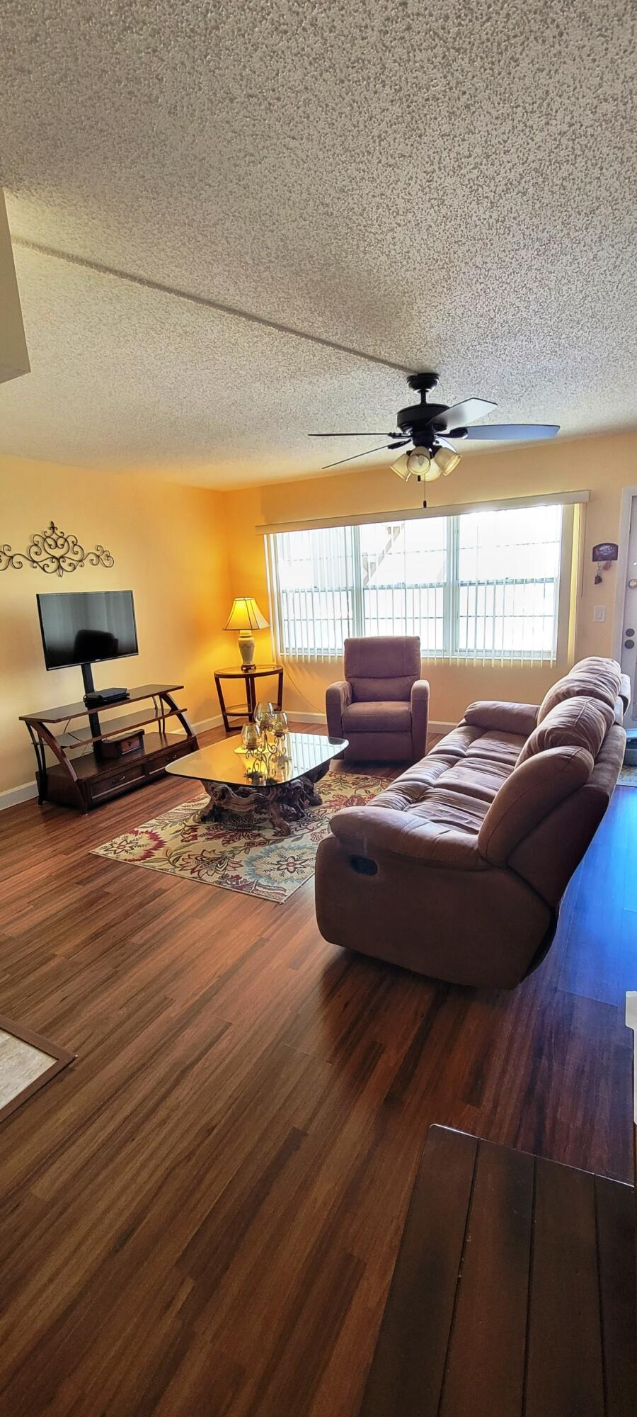 222 Mansfield East, Unit 222 Boca Raton, FL 33434 - Photo 9 of 28 20220226_113110_resized