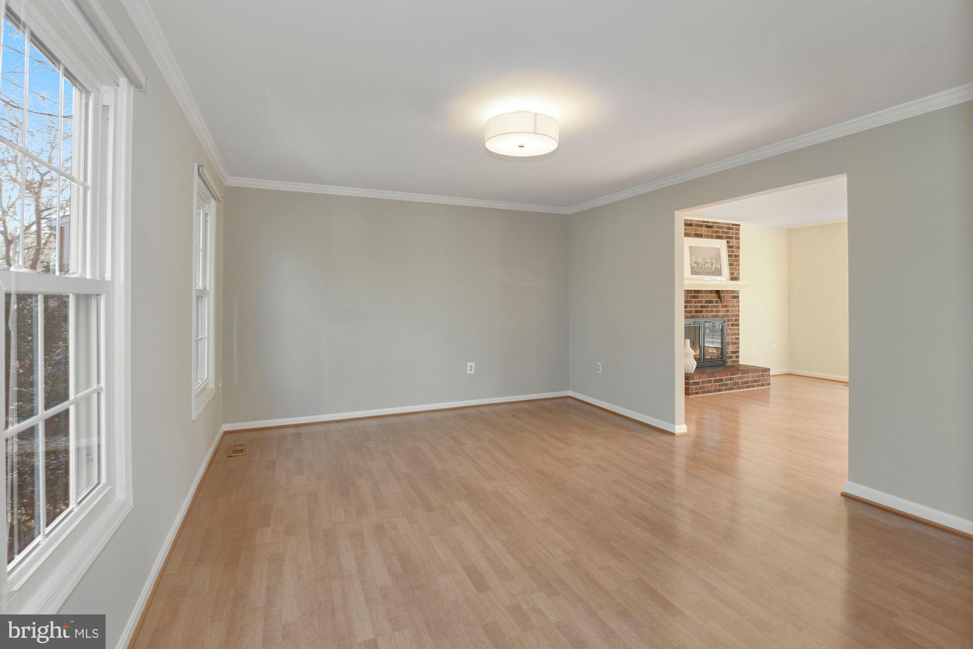 1940 Barton Hill Road Reston, VA 20191 - Photo 14 of 38 Dining room