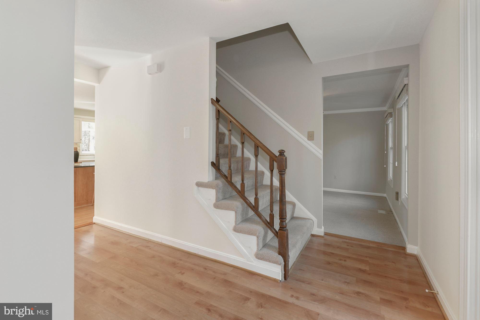 1940 Barton Hill Road Reston, VA 20191 - Photo 4 of 38 Front entrance