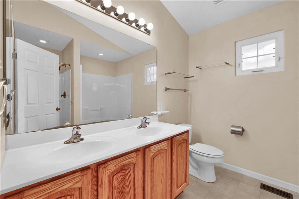 104 Lori Road Gibsonia, PA 15044 - Photo 16 of 25 Gallery Image 16