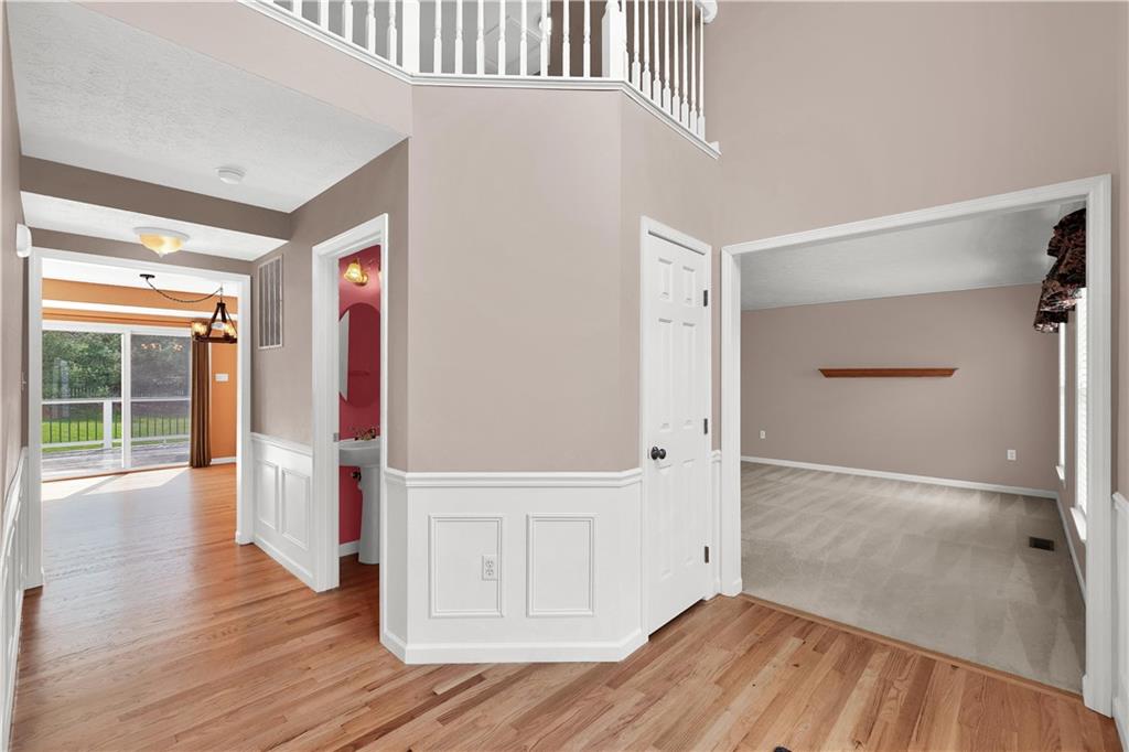 104 Lori Road Gibsonia, PA 15044 - Photo 3 of 25 Gallery Image 3
