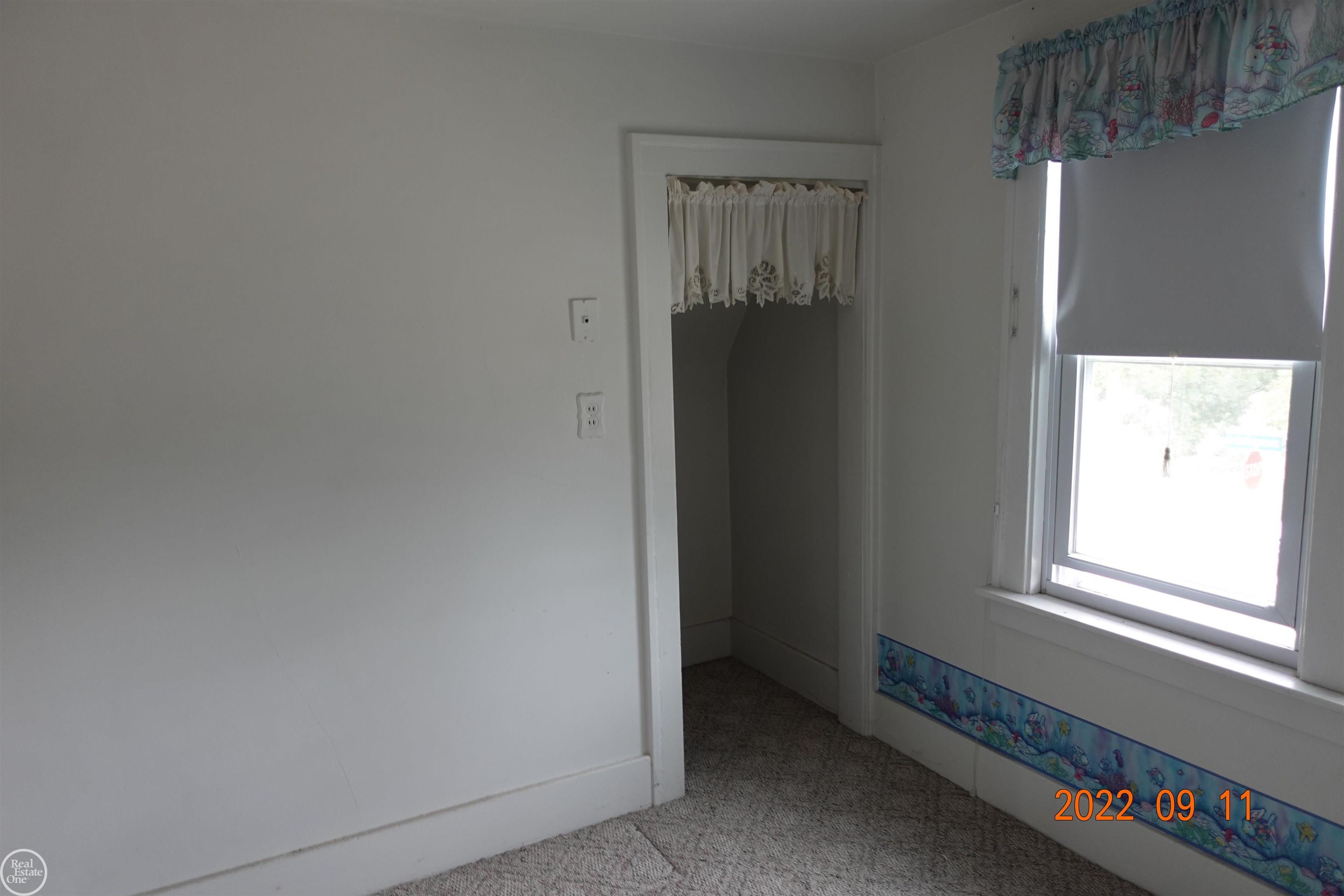 21603 Twelve Mile Road St. Clair Shores, MI 48081 - Photo 26 of 41