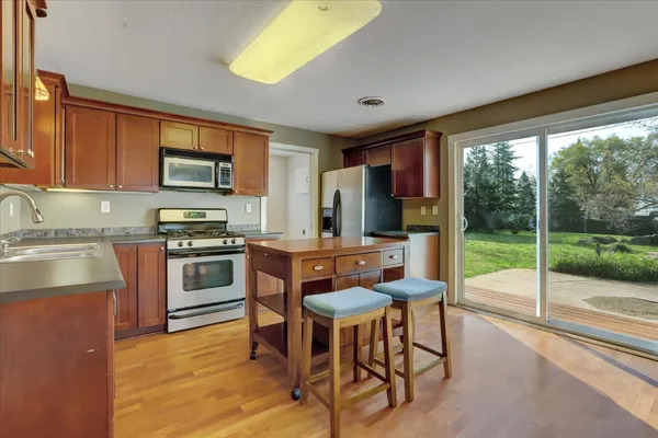 a close view of sink and tap