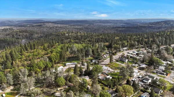 $625,000 | 12383 Rough And Ready Highway, Grass Valley, CA 95945