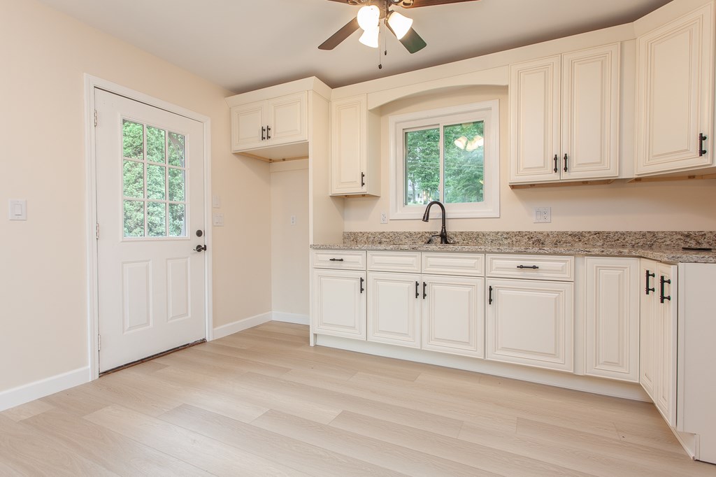 683 Old Evans Road Murphy, NC 28906 - Photo 17 of 58 Gallery Image 17
