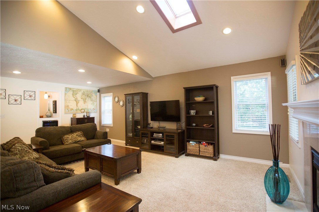 1752 Edgefield Road Lyndhurst, OH 44124 - Photo 9 of 34