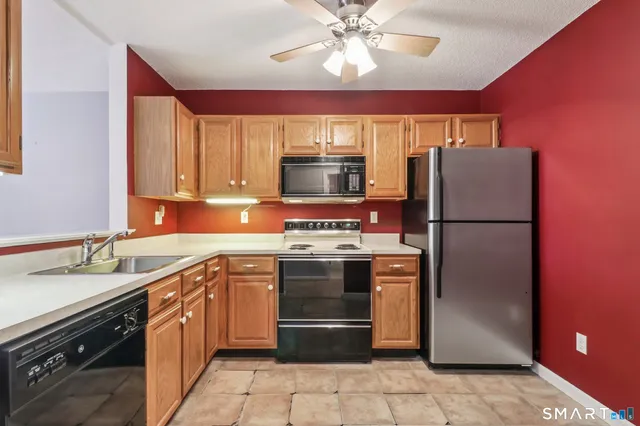 $259,900 | 705 Lake Avenue, Unit 70, Bristol, CT 06010