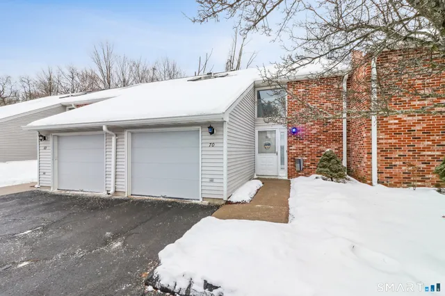 $259,900 | 705 Lake Avenue, Unit 70, Bristol, CT 06010