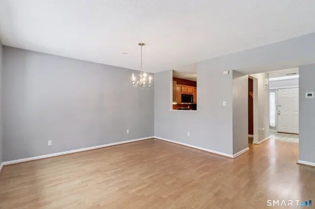 $259,900 | 705 Lake Avenue, Unit 70, Bristol, CT 06010