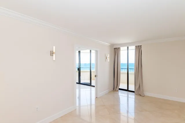 $7,500 | 5070 North Ocean Drive, Unit 10A, Singer Island, FL 33404