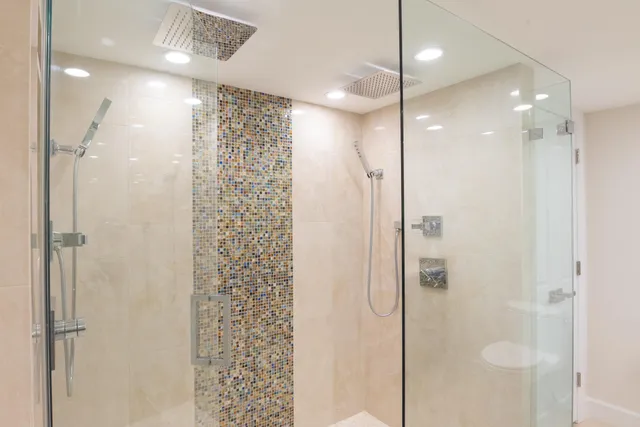 $7,500 | 5070 North Ocean Drive, Unit 10A, Singer Island, FL 33404