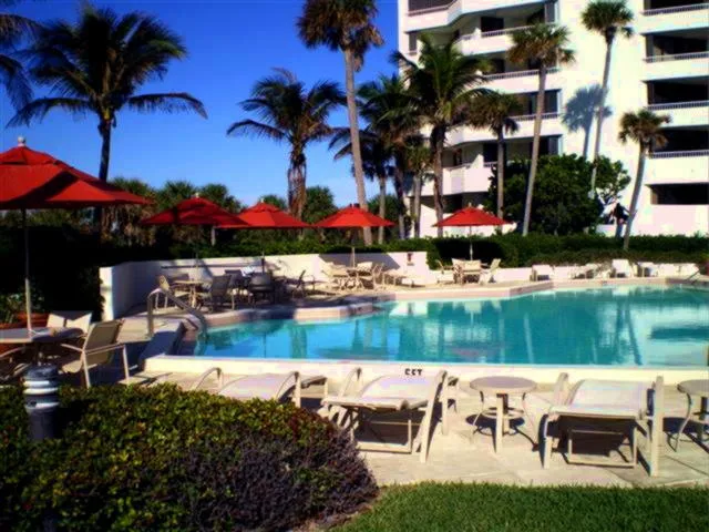 $7,500 | 5070 North Ocean Drive, Unit 10A, Singer Island, FL 33404