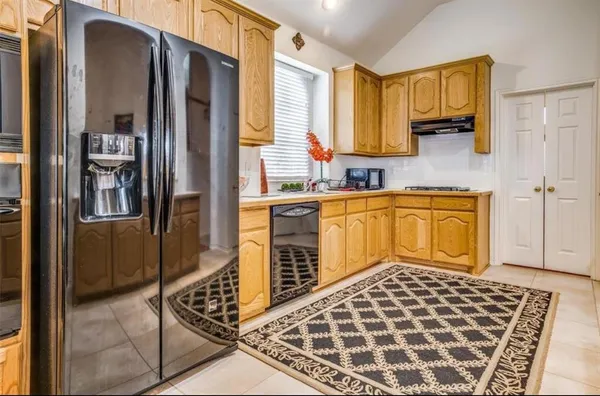 $3,500 | 5231 Kathryn Drive, Grand Prairie, TX 75052