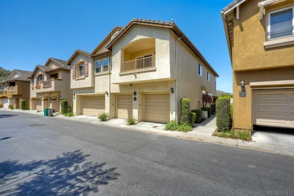 $699,000 | 10334 Scripps Poway Parkway, Unit 34, San Diego, CA 92131