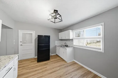 $130,000 | 534 Reynolds Avenue, Kansas City, KS 66101