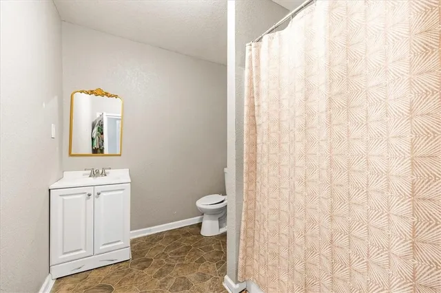 $135,000 | 534 Reynolds Avenue, Kansas City, KS 66101