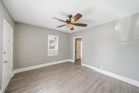 $130,000 | 534 Reynolds Avenue, Kansas City, KS 66101