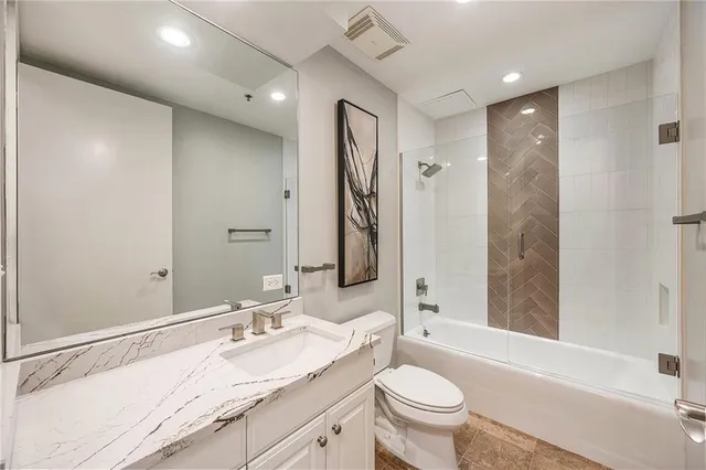 $795,000 | 4900 Central Street, Unit 101, Kansas City, MO 64112