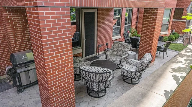 $795,000 | 4900 Central Street, Unit 101, Kansas City, MO 64112