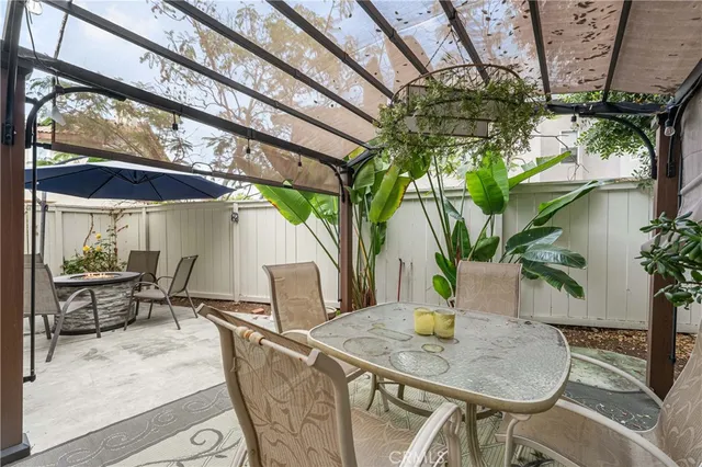 a view of outdoor space yard and patio