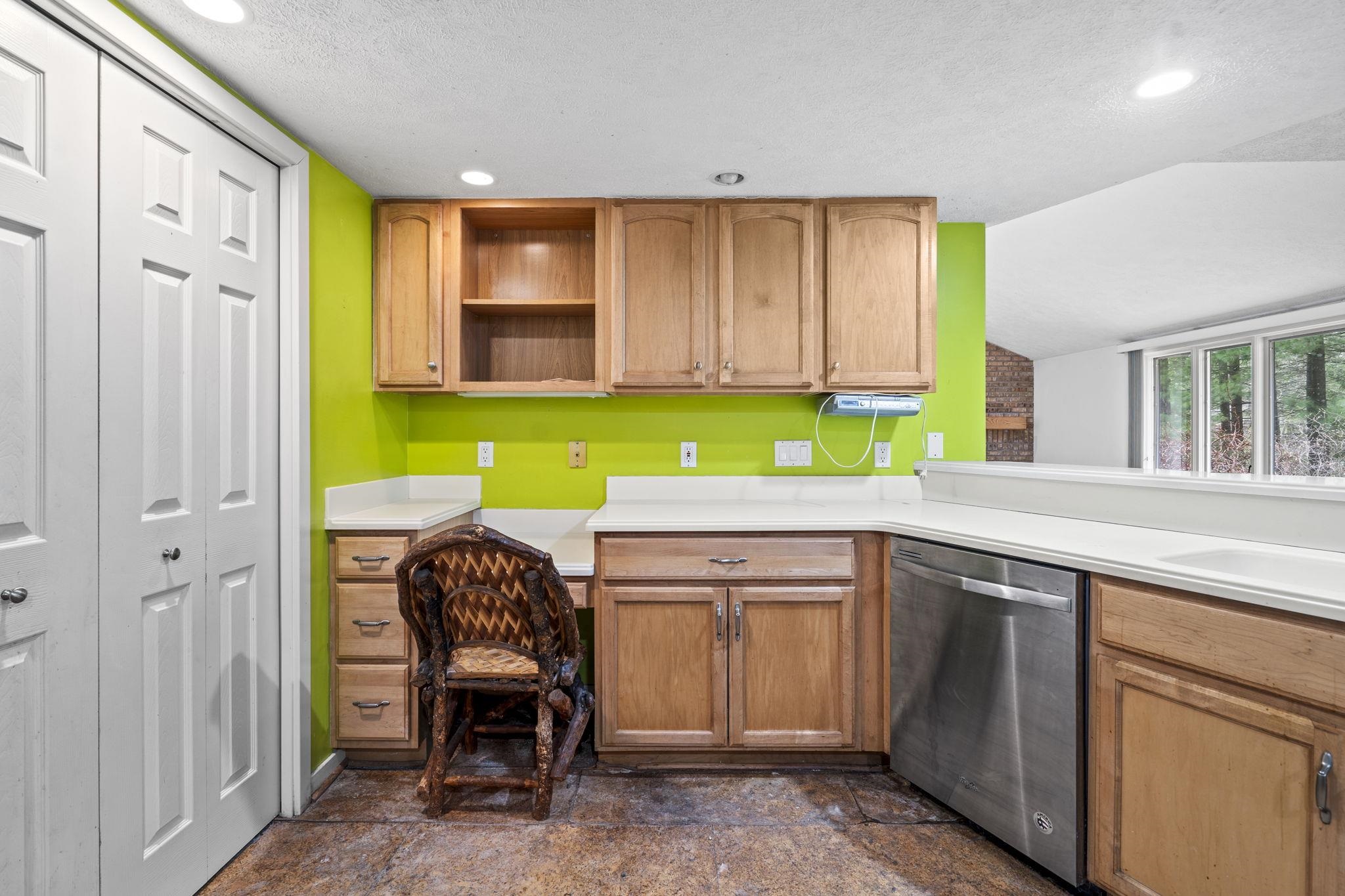 6475 Mission Ridge Traverse City, MI 49686 - Photo 6 of 56