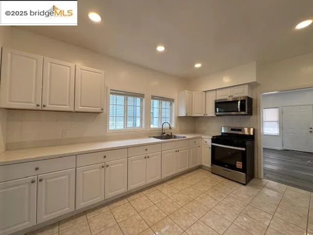 $2,600 | 916 West 10th Street, Antioch, CA 94509