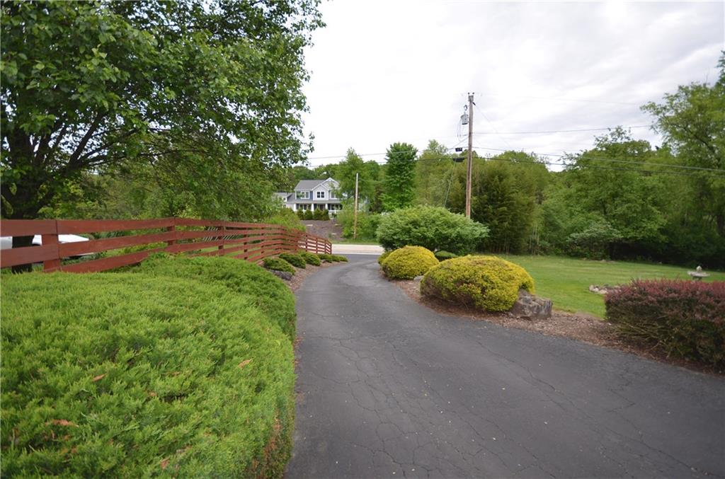 200 Mingo Road Wexford, PA 15090 - Photo 22 of 30 Driveway to Mingo Road