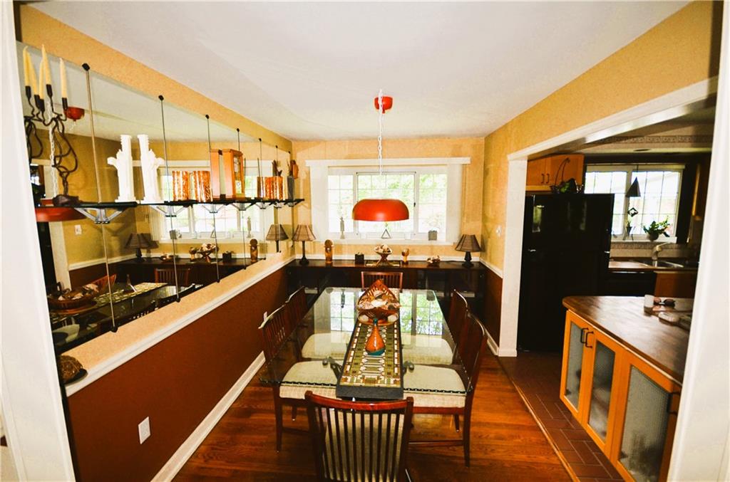 200 Mingo Road Wexford, PA 15090 - Photo 4 of 30 Dining Room