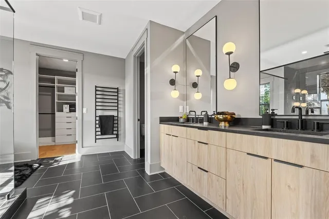 $2,048,500 | 807 West Park Avenue, Tampa, FL 33602