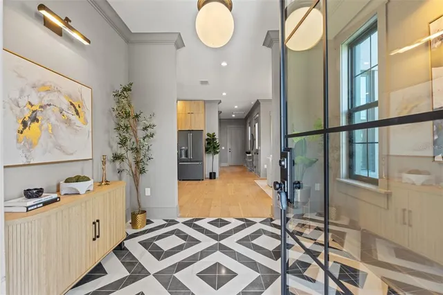 $2,048,500 | 807 West Park Avenue, Tampa, FL 33602