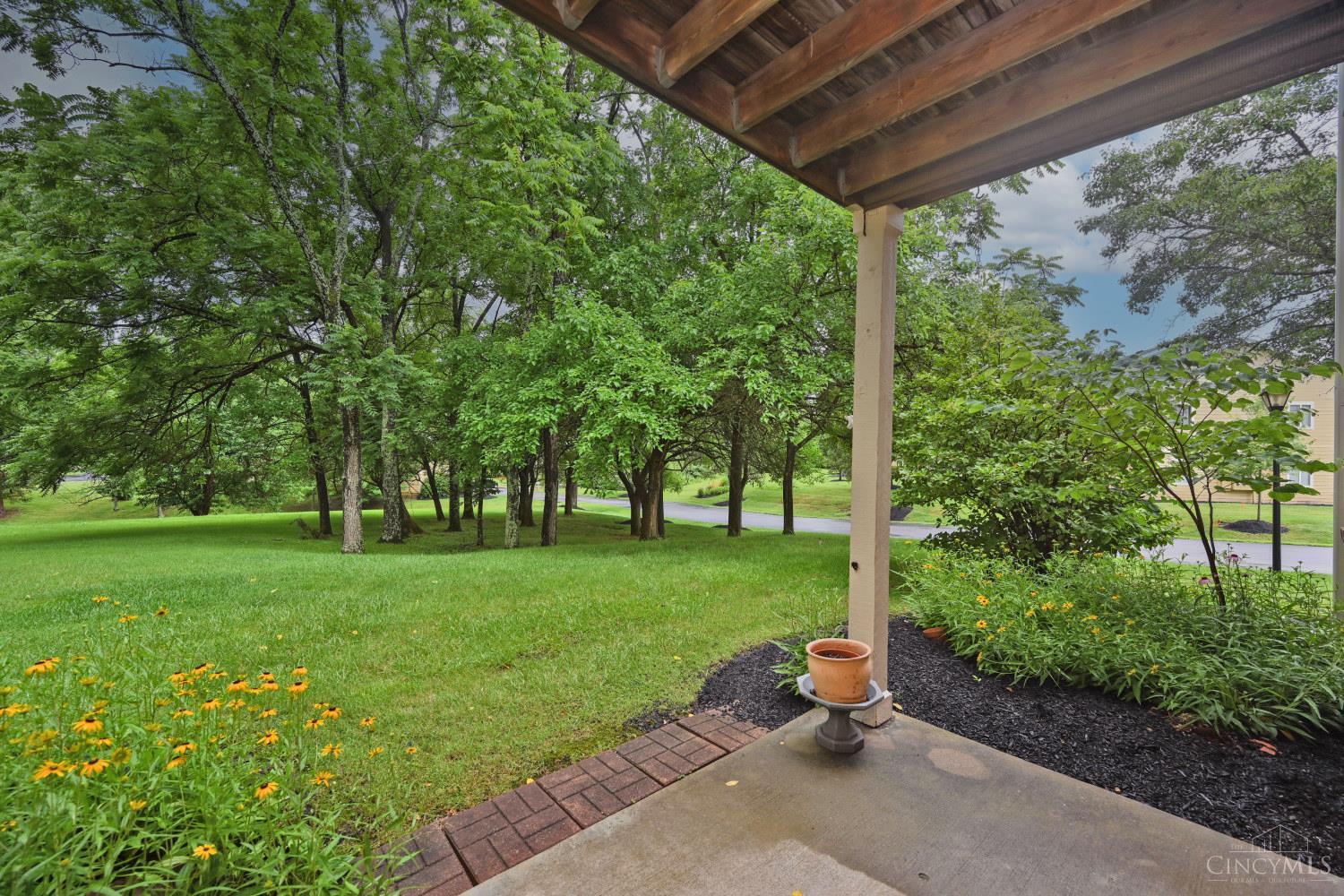 1009 Cedar Ridge Drive, Unit 4 Cincinnati, OH 45245 - Photo 32 of 45
