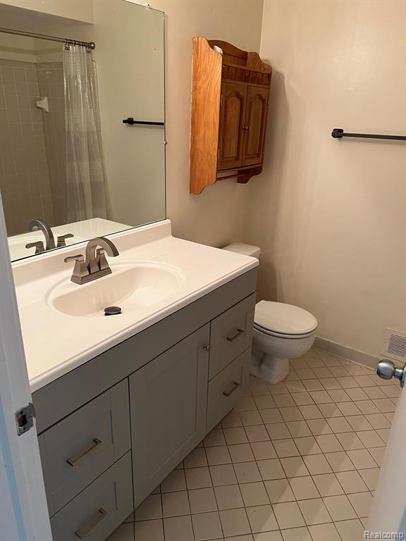 34655 Mercer Lane Fraser, MI 48026 - Photo 9 of 12