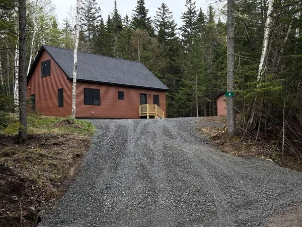 $739,000 | 4 Barbara Lane, Rangeley, ME 04970