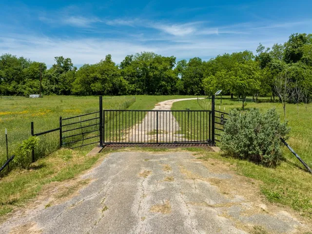 $6,500 | 800 Spur 191, Spicewood, TX 78669