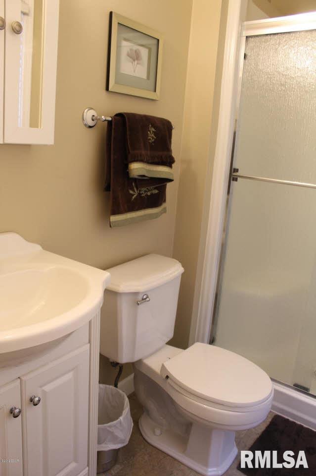 995 Caprice Road West Frankfort, IL 62896 - Photo 11 of 30 Gallery Image 11