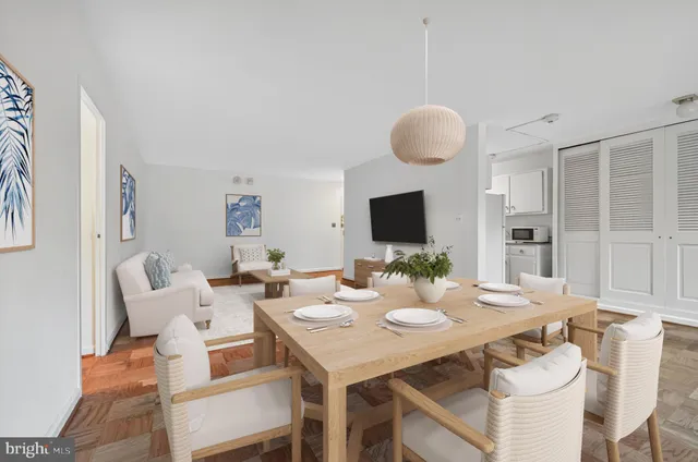 $499,900 | 4600 Connecticut Avenue Northwest, Unit 223, Washington, DC 20008