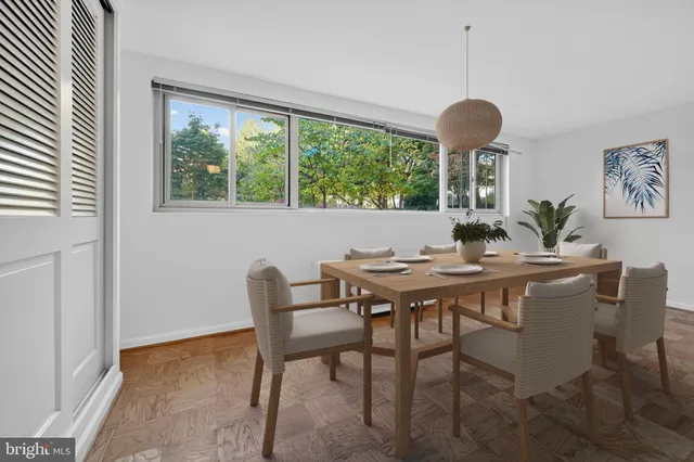 $499,900 | 4600 Connecticut Avenue Northwest, Unit 223, Washington, DC 20008