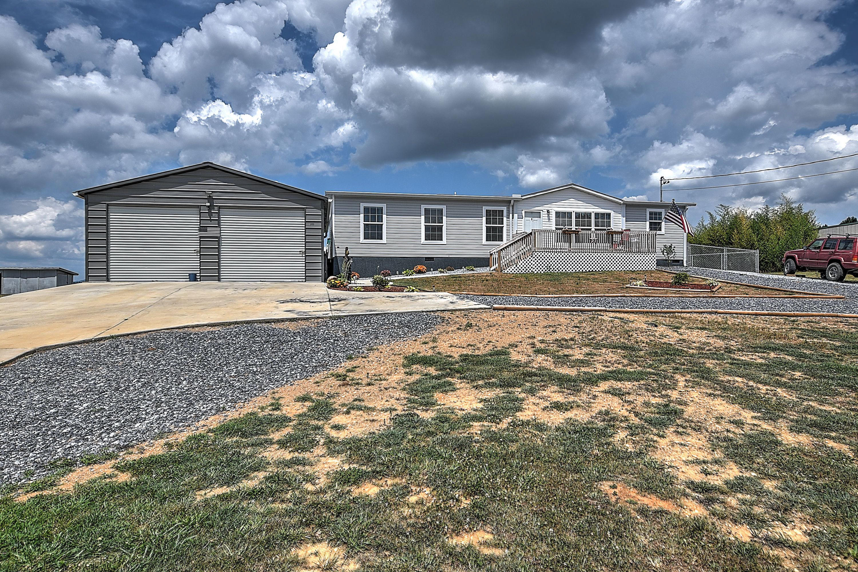 895 Maupin Road Chuckey, TN 37641 - Photo 2 of 37 895 Maupin-2
