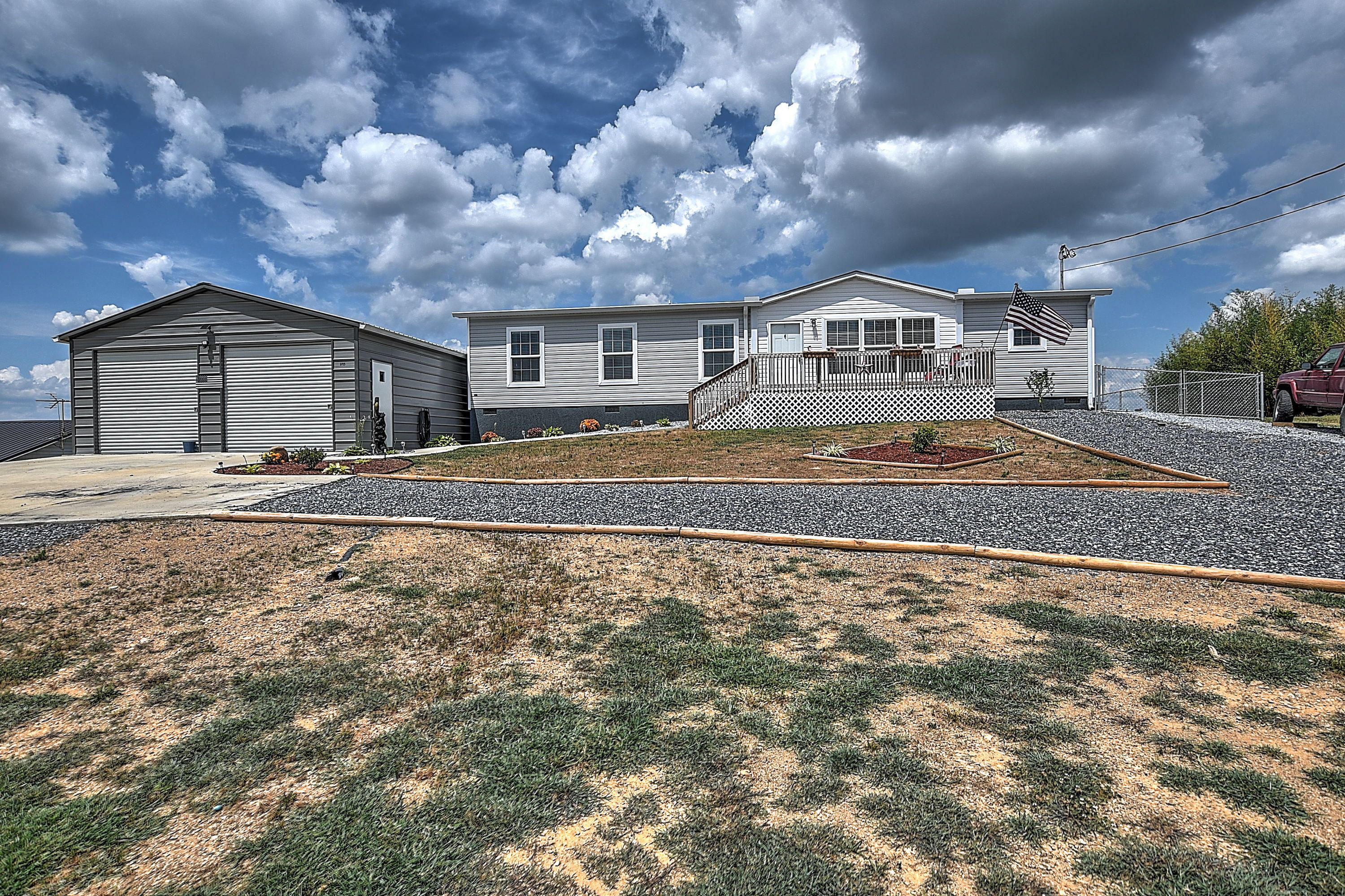 895 Maupin Road Chuckey, TN 37641 - Photo 4 of 37 895 Maupin-4