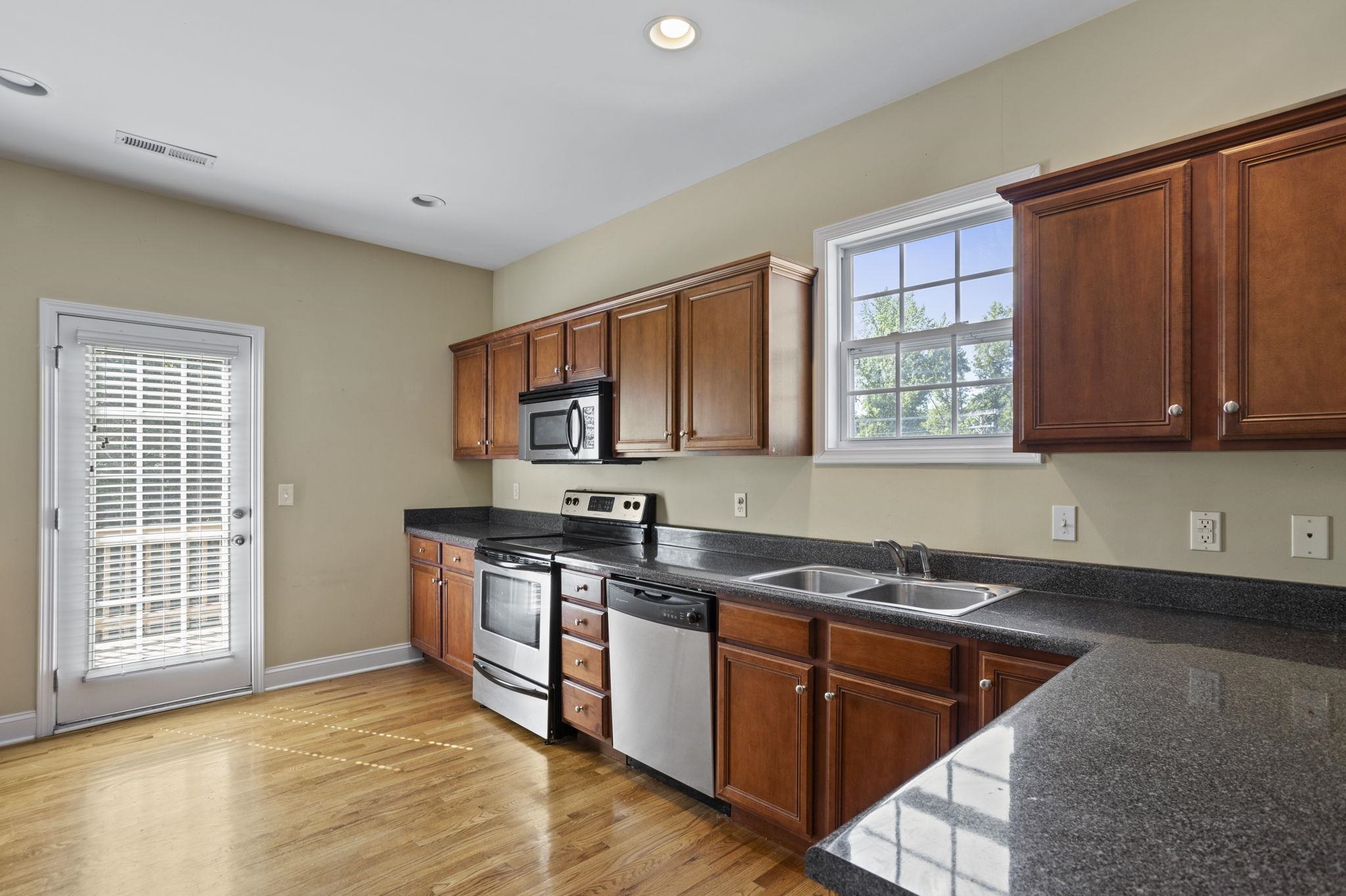 100 Ragon Lane Greenville, SC 29609 - Photo 13 of 39 Gallery Image 13