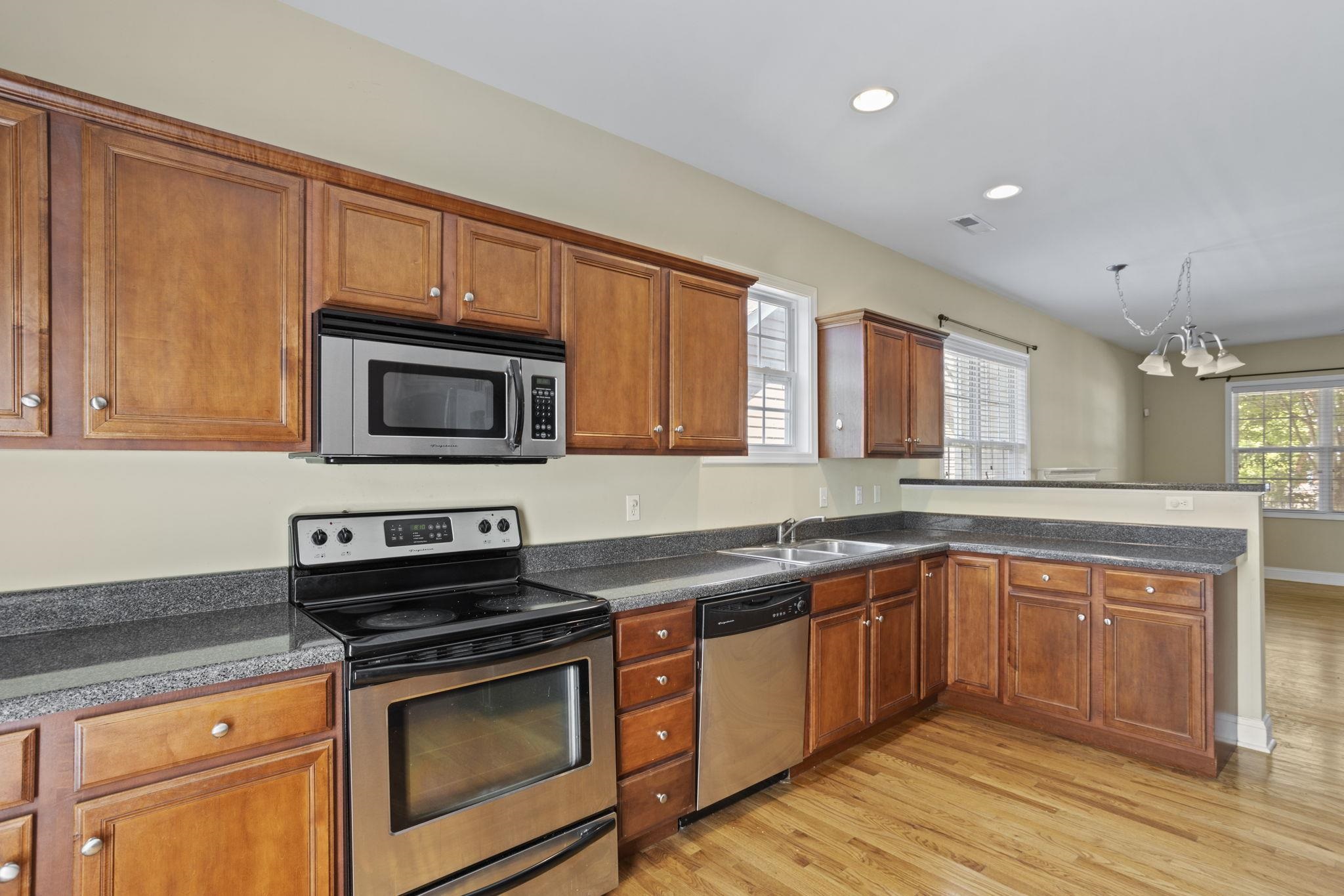 100 Ragon Lane Greenville, SC 29609 - Photo 14 of 39 Gallery Image 14