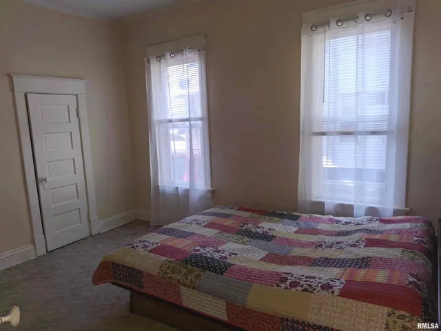 $90,000 | 283 West Walnut Street, Canton, IL 61520