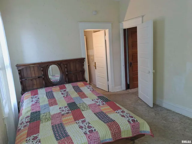 $90,000 | 283 West Walnut Street, Canton, IL 61520