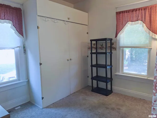 $90,000 | 283 West Walnut Street, Canton, IL 61520