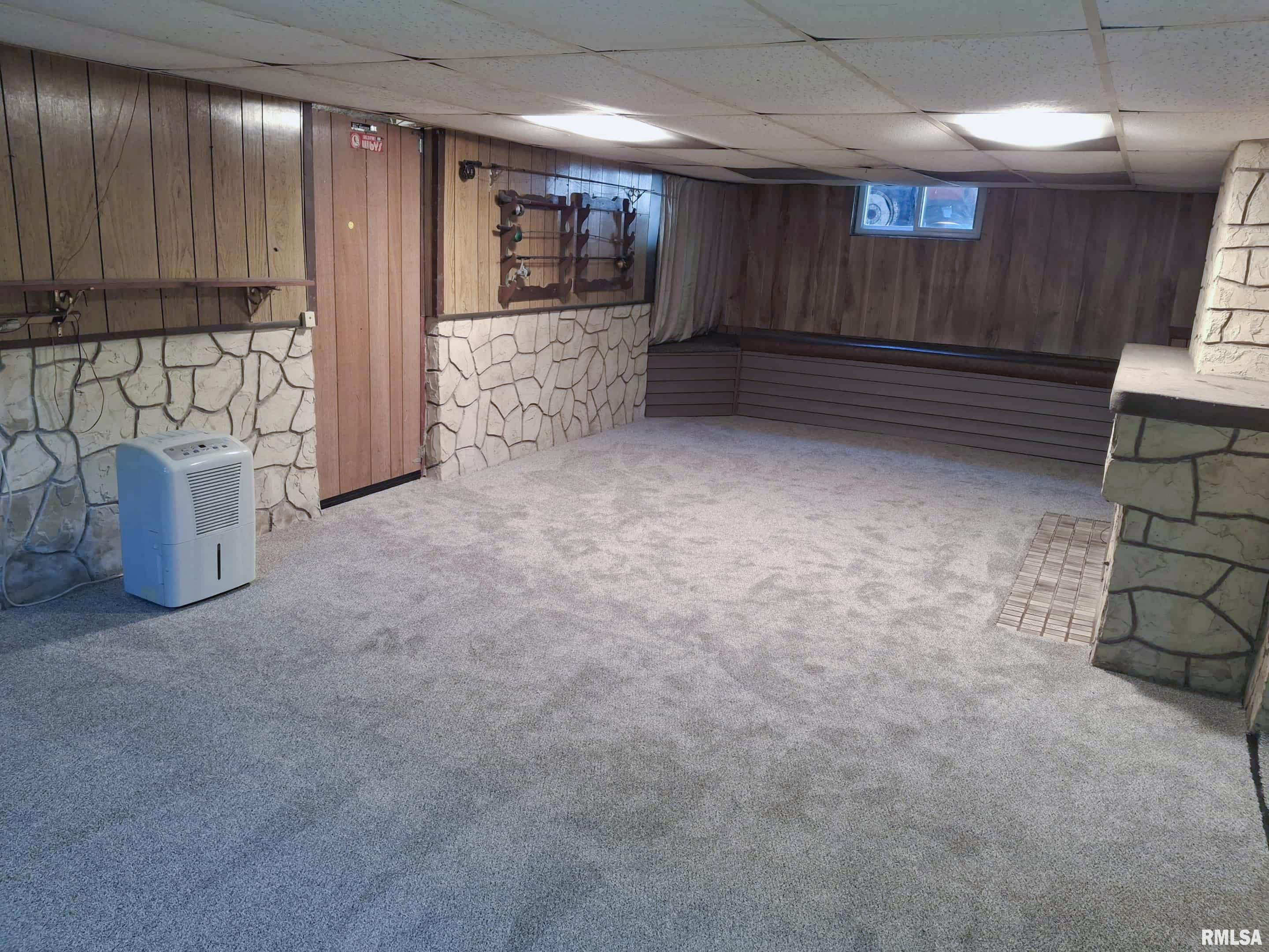 283 West Walnut Street Canton, IL 61520 - Photo 33 of 55