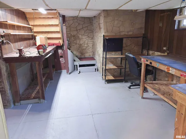 $90,000 | 283 West Walnut Street, Canton, IL 61520